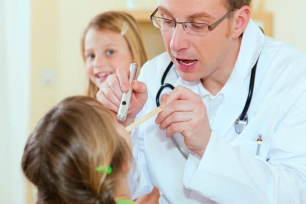 trattare un naso che cola nei bambini in modo rapido ed efficace