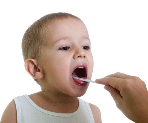 symptômes du laryngospasme chez les enfants